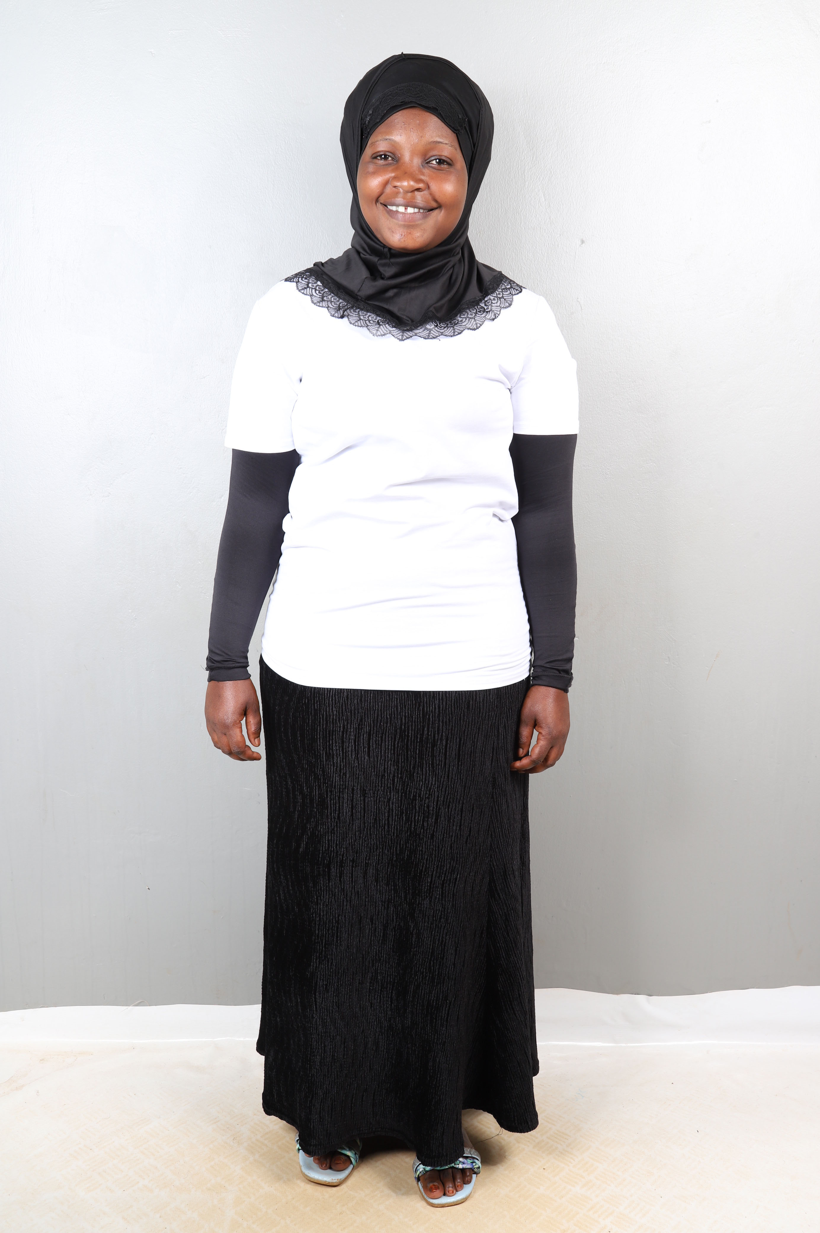 NAKALUNGO GRORIA 